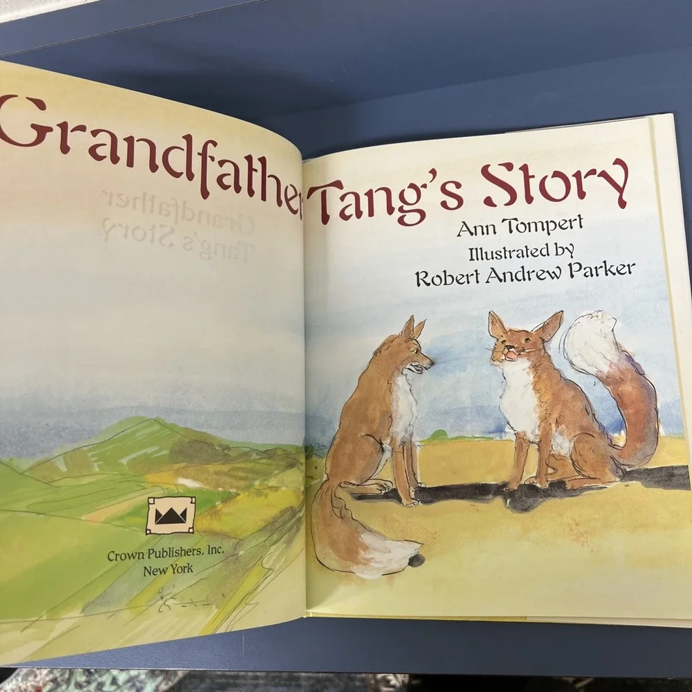 Grandfather Tang's Story, A Tale Told w/ Tangrams by Ann Tompert, 1990 Hardcover